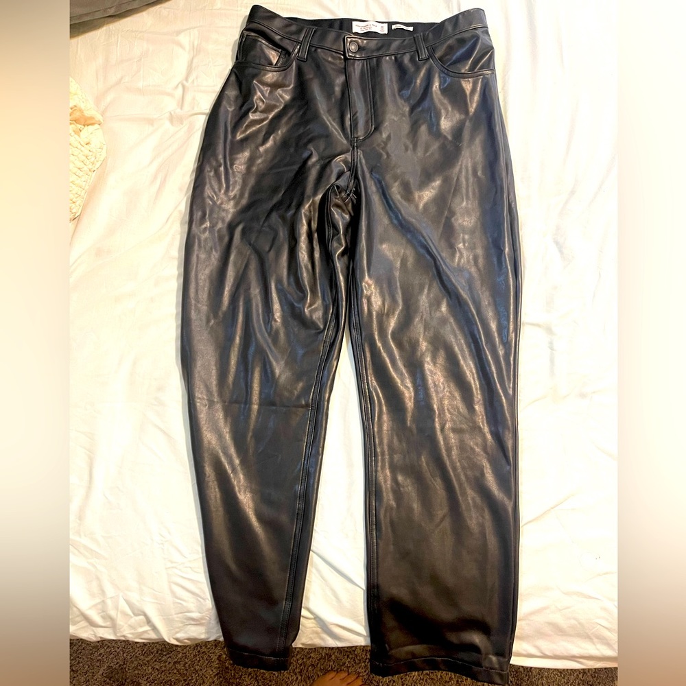 New Abercrombie & Fitch vegan leather pants